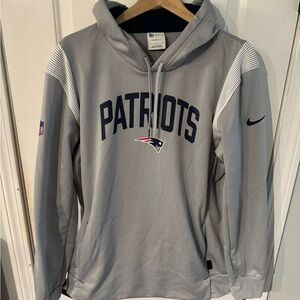 Nike Therma-fit Gray Patriots Hoodie Size L